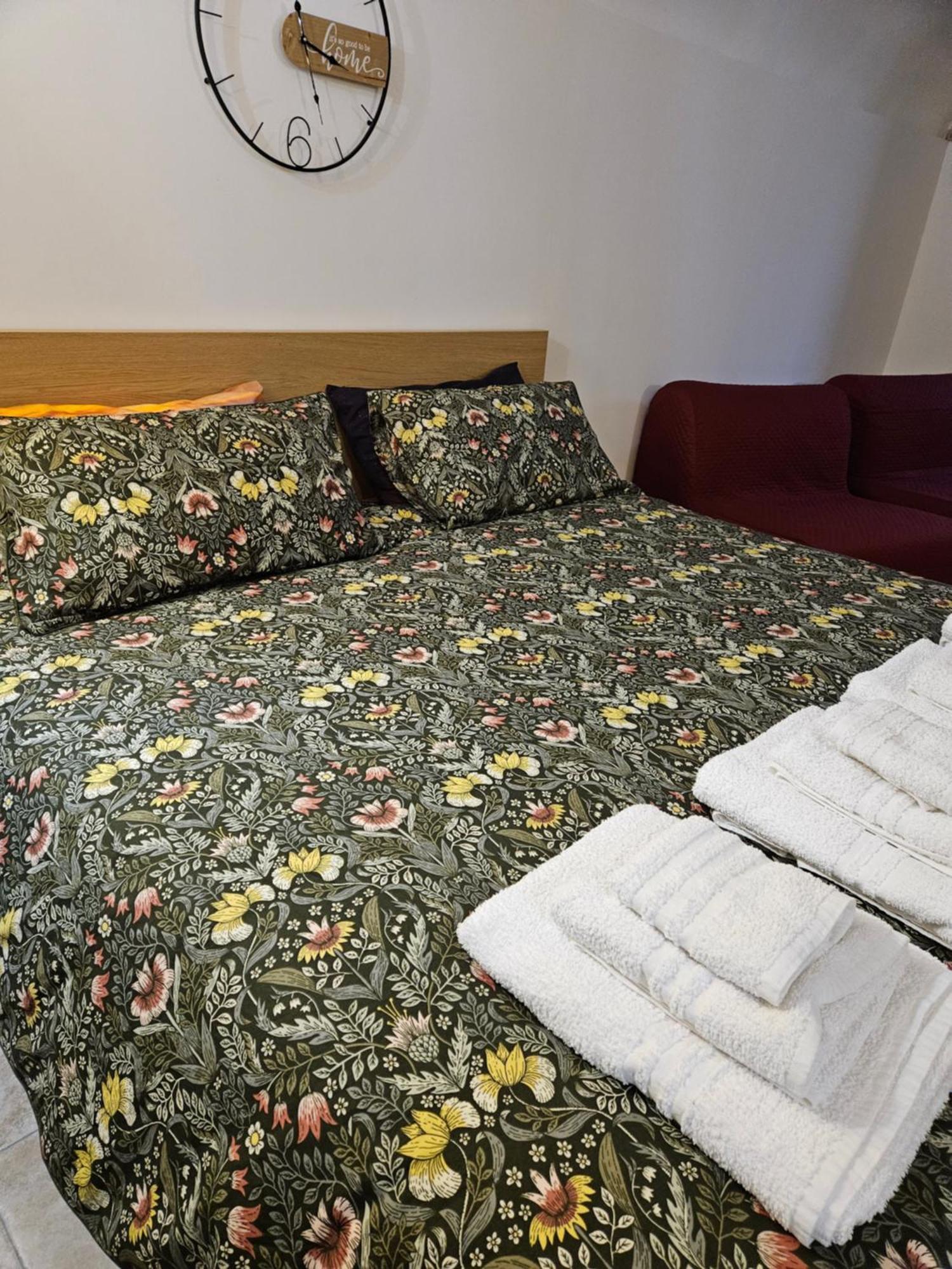 Petraio Home Napels Buitenkant foto