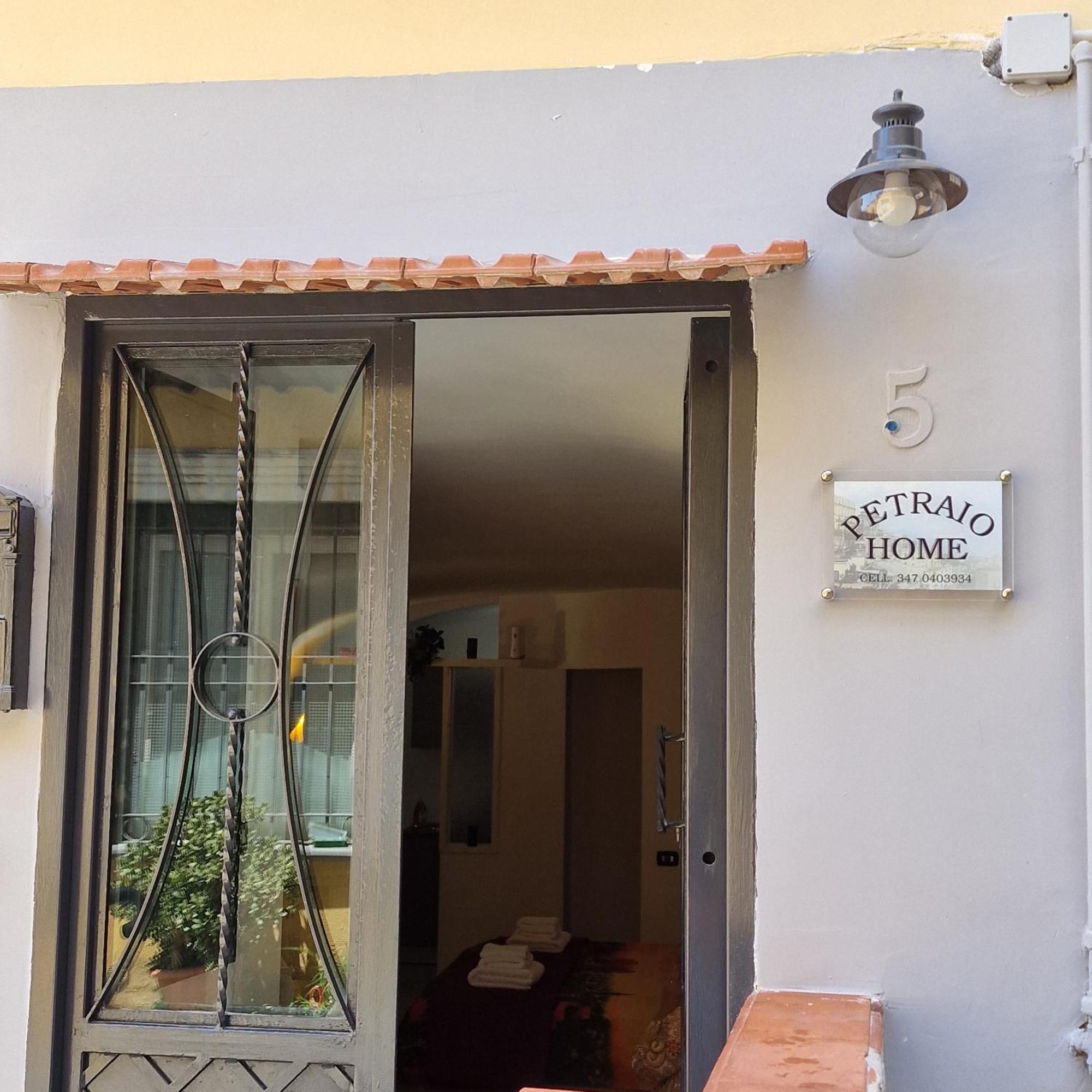 Petraio Home Napels Buitenkant foto